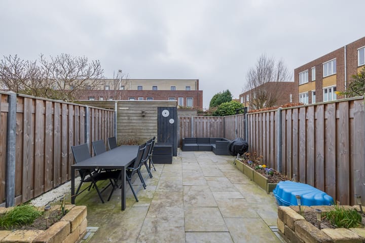 Photo 14 of Abraham van Lindenstraat 1