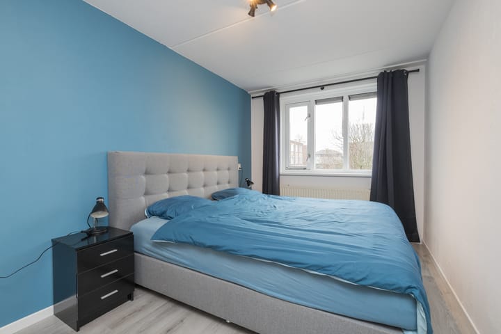 Photo 27 of Abraham van Lindenstraat 1