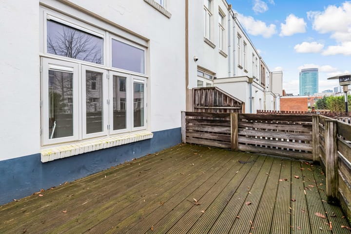 Photo 21 of Croeselaan 180-A