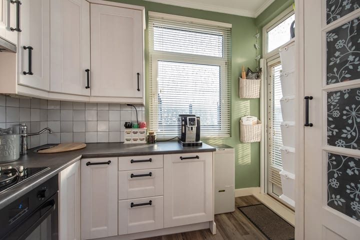 Foto 21 van van de Wateringelaan 64