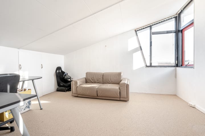 Foto 30 van Uitdamstraat 11