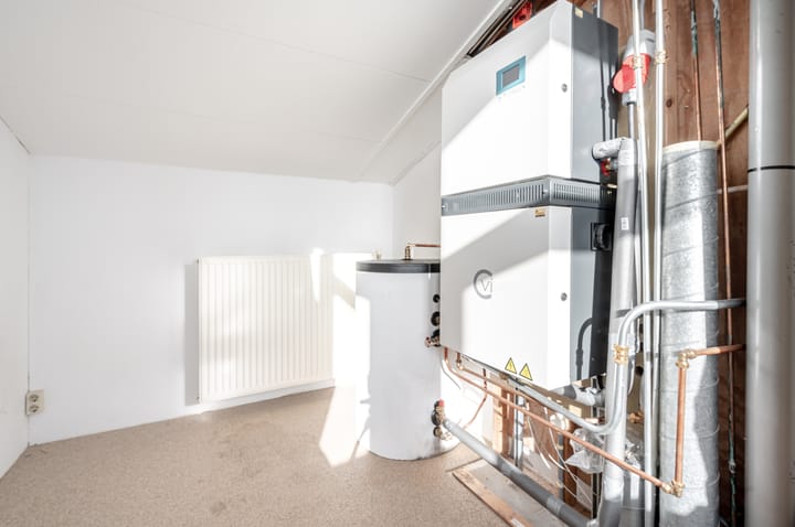 Foto 32 van Uitdamstraat 11