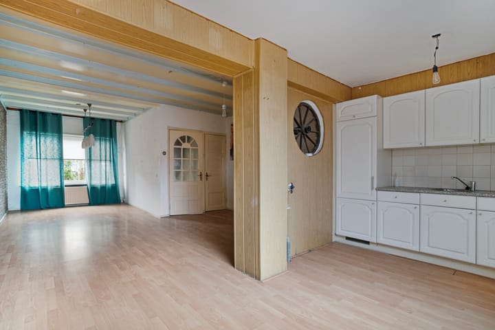 Photo 10 of Burgemeester van Houtlaan 28