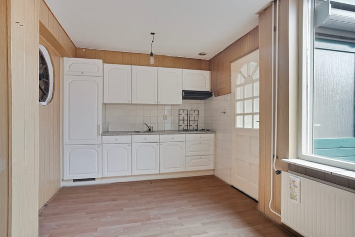 Photo 11 of Burgemeester van Houtlaan 28