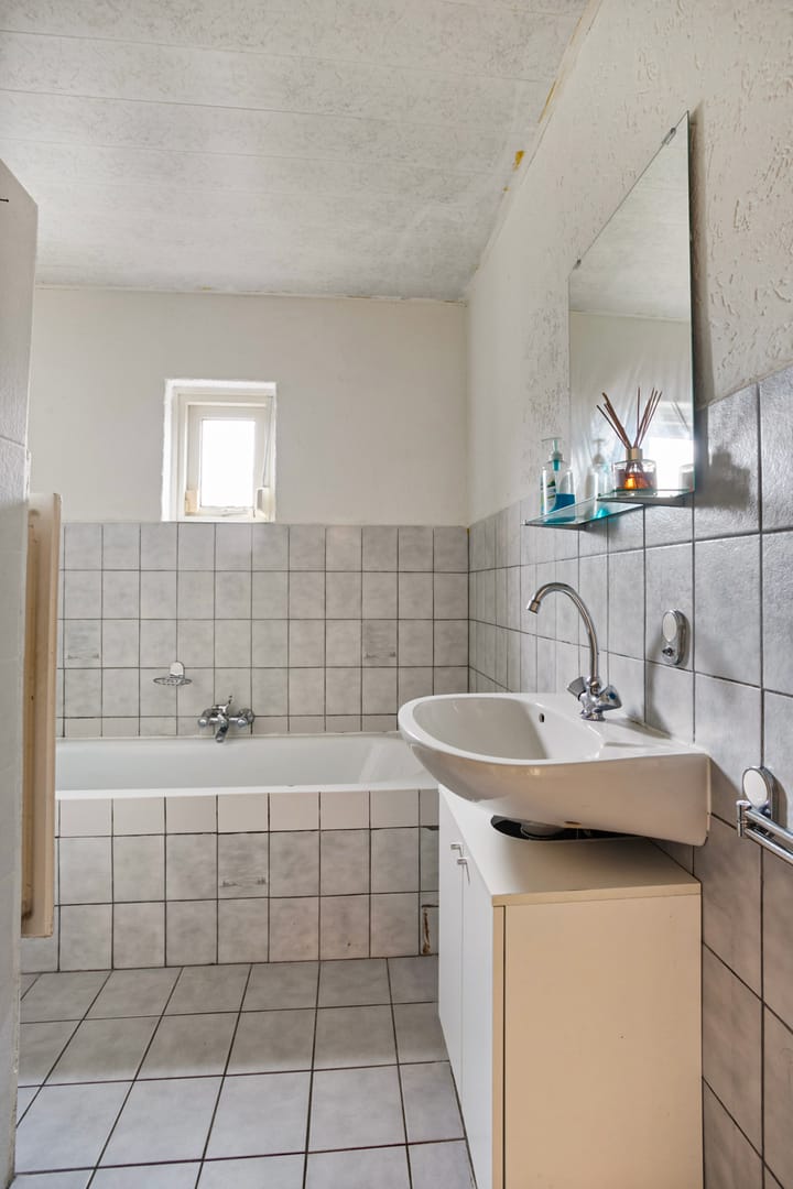 Photo 14 of Burgemeester van Houtlaan 28