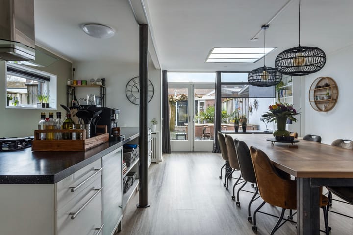 Foto 12 van Spoelsterstraat 16