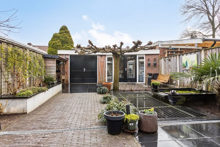 Foto 32 van Spoelsterstraat 16