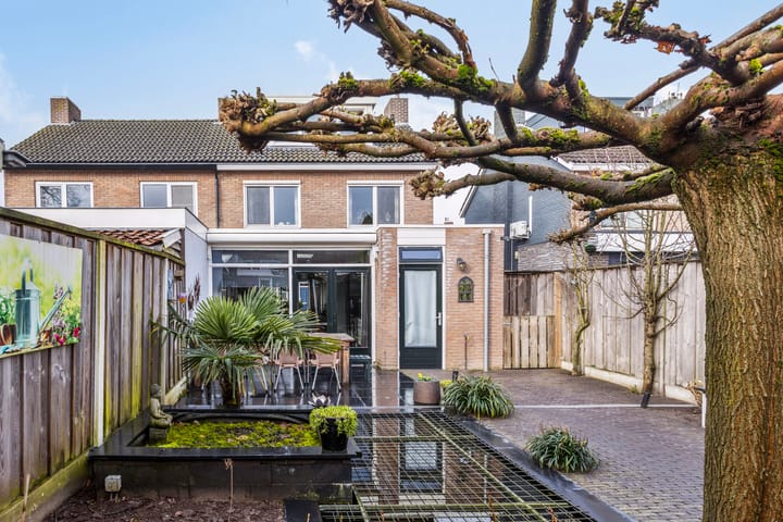 Foto 36 van Spoelsterstraat 16