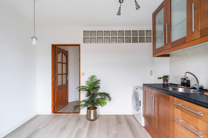 Foto 10 van Wognumstraat 14