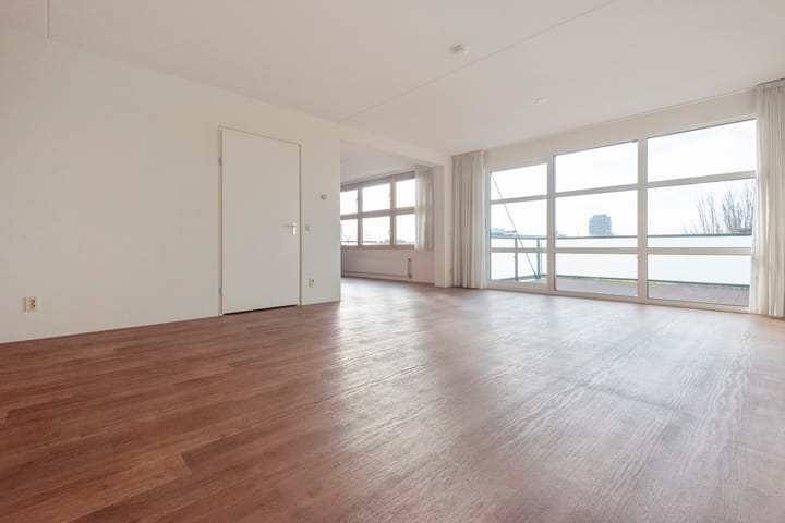 Foto 18 van De Hoven 76