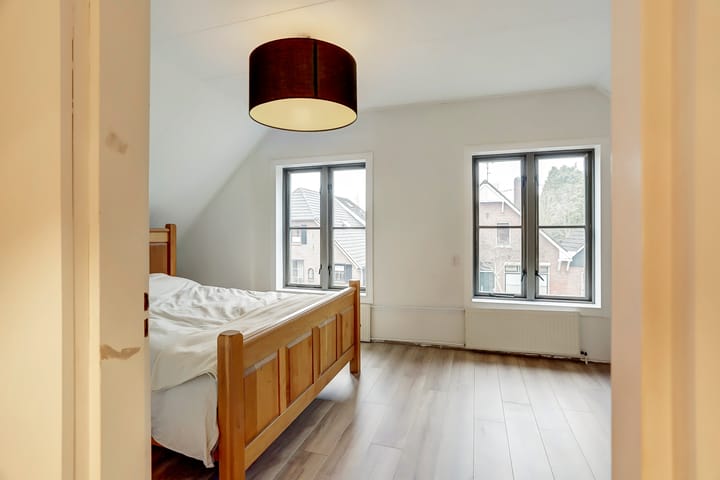 Foto 32 van Dorpsstraat 48