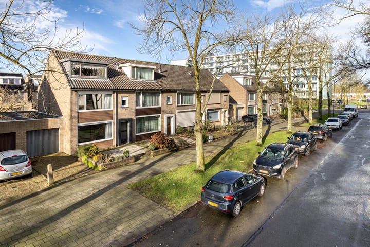 Foto 42 van Roeselarestraat 51