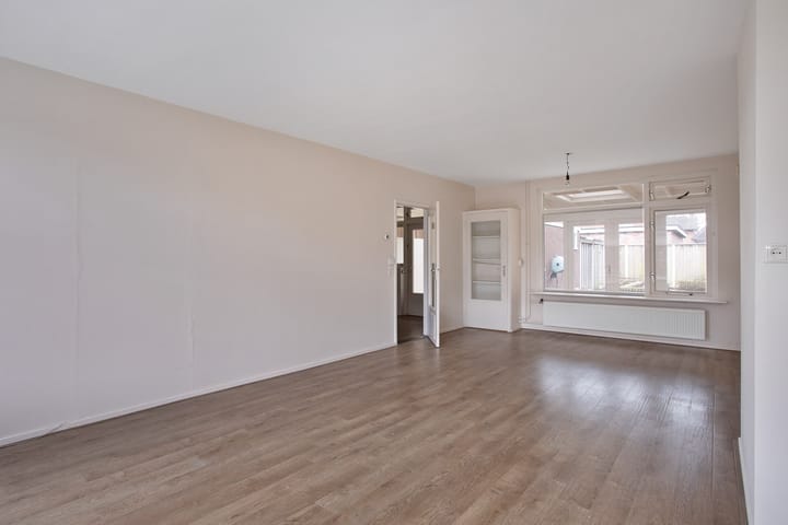 Foto 9 van IJsbaanstraat 23