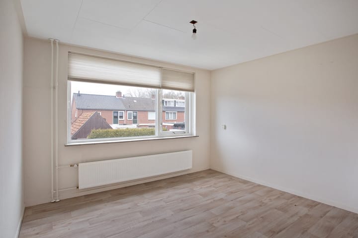 Foto 15 van IJsbaanstraat 23