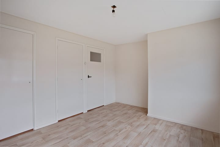 Foto 16 van IJsbaanstraat 23