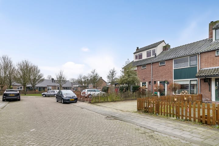 Foto 2 van Maarten Harpertsz. Trompstraat 16