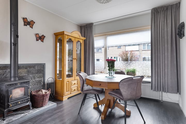 Foto 4 van Maarten Harpertsz. Trompstraat 16