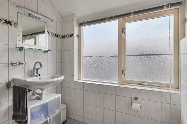 Foto 11 van Maarten Harpertsz. Trompstraat 16