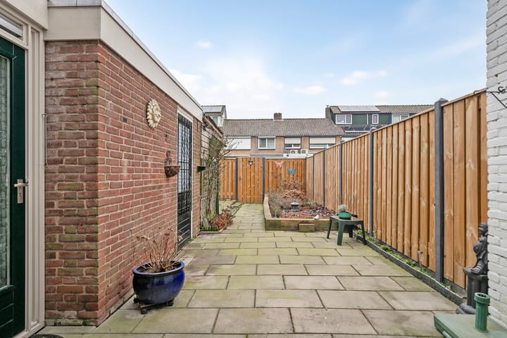 Foto 17 van Maarten Harpertsz. Trompstraat 16