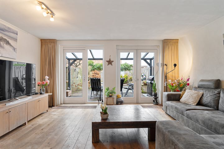 Foto 14 van Ko van Dijkplein 23