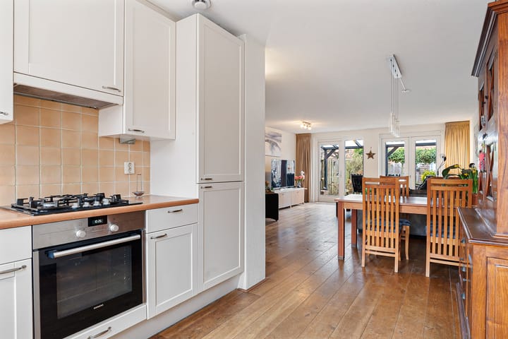 Foto 23 van Ko van Dijkplein 23