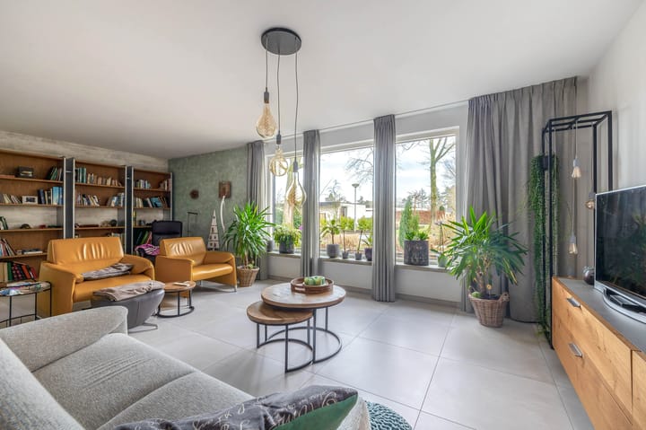 Foto 7 van Orchideeweg 10