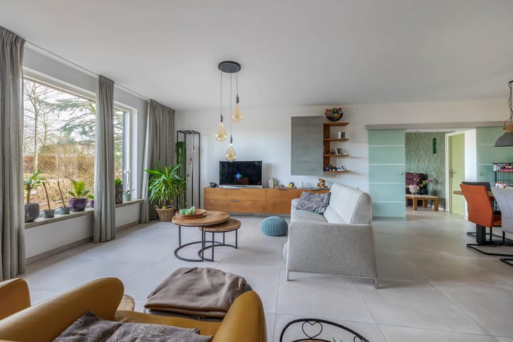 Foto 8 van Orchideeweg 10