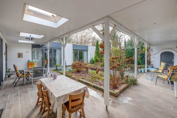 Foto 40 van Orchideeweg 10