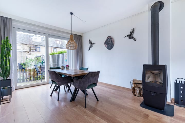 Foto 8 van van Halllaan 18