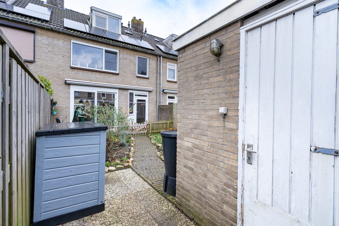 Photo 17 of van Halllaan 18