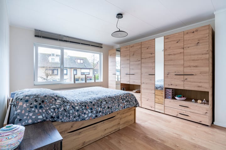 Foto 18 van van Halllaan 18