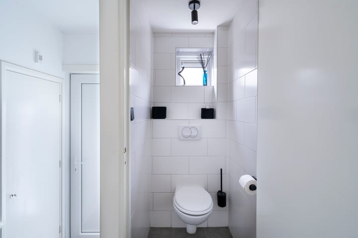 Foto 29 van van Halllaan 18