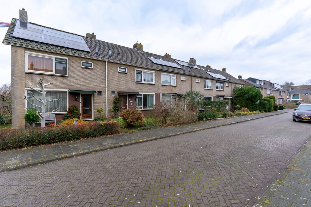 Photo 32 of van Halllaan 18