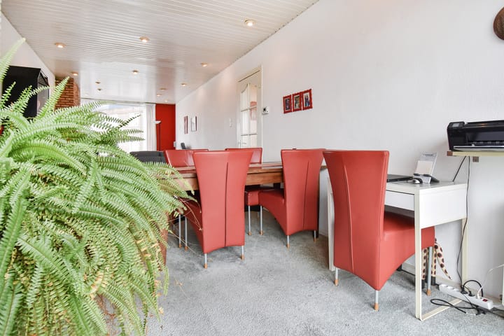 Photo 16 of Kamperfoeliestraat 229