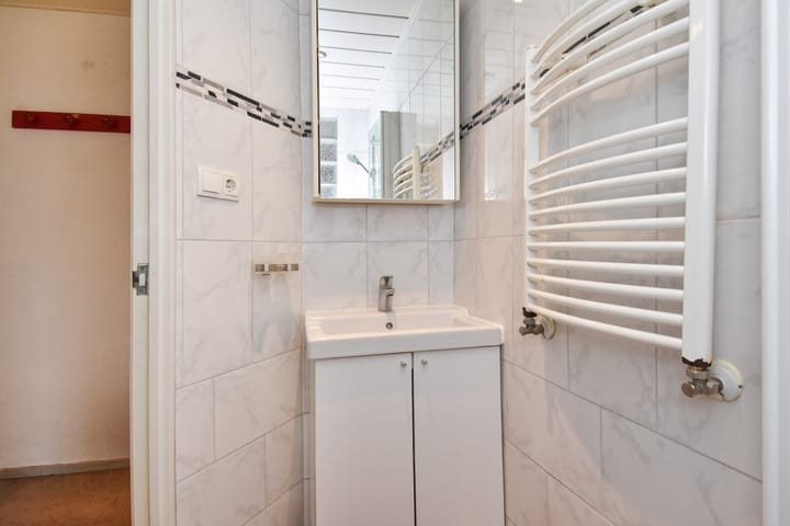 Photo 23 of Kamperfoeliestraat 229