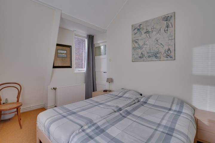 Foto 21 van Kennemerstraatweg 59