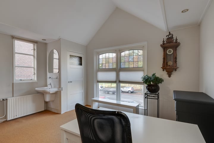 Foto 23 van Kennemerstraatweg 59