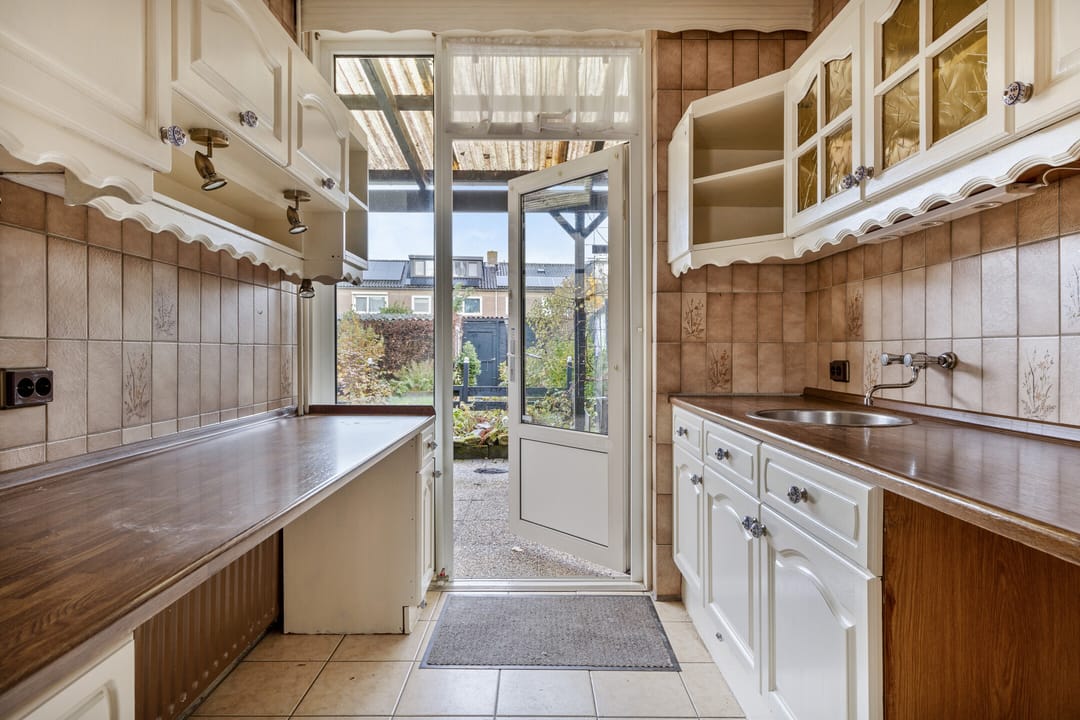 Foto 8 van Van Hogendorpweg 34