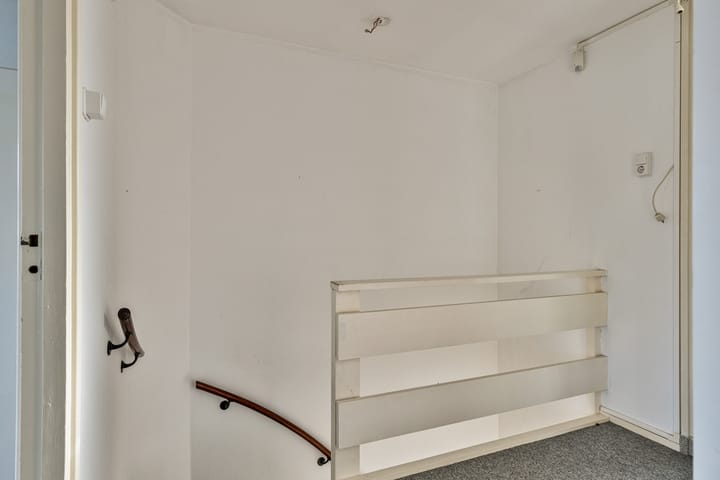 Foto 13 van Van Hogendorpweg 34