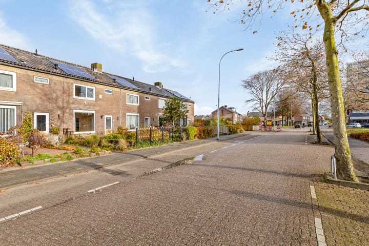 Foto 30 van Van Hogendorpweg 34