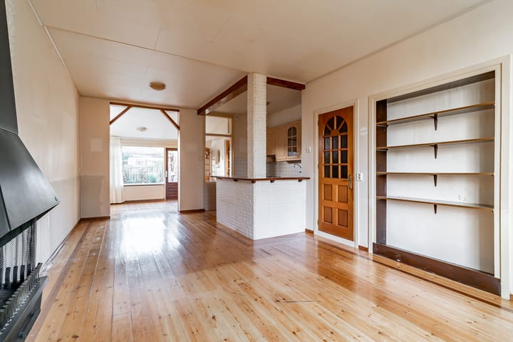 Photo 11 of Sint Jozefstraat 25