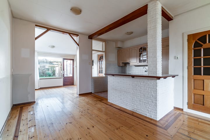 Photo 12 of Sint Jozefstraat 25