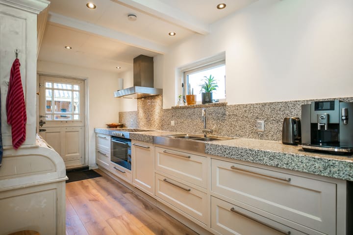 Foto 10 van De Ruyterstraat 122