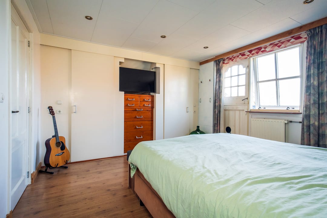 Foto 16 van De Ruyterstraat 122