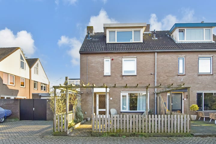 Foto 36 van Krokuslaan 1