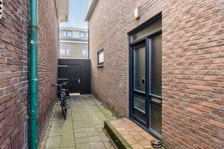 Foto 33 van Bierstraat 27