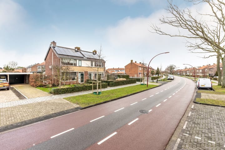 Photo 5 of Hoogvlietlaan 34