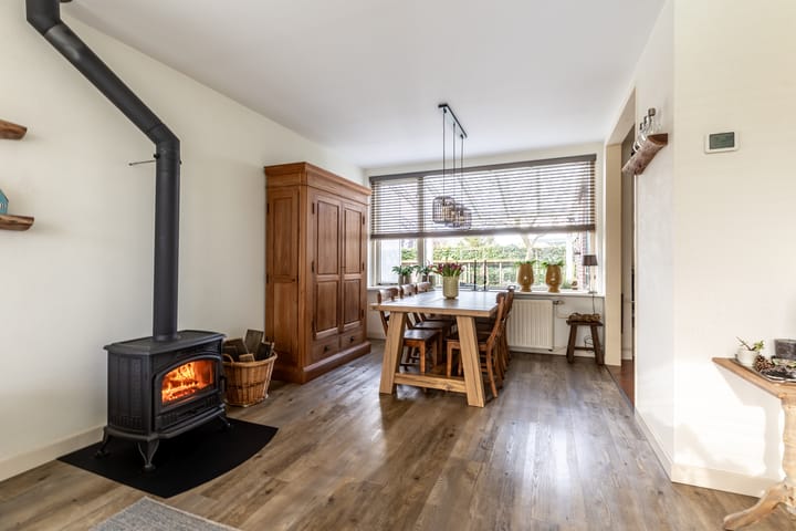 Photo 15 of Hoogvlietlaan 34