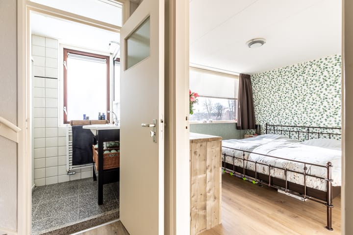 Photo 26 of Hoogvlietlaan 34