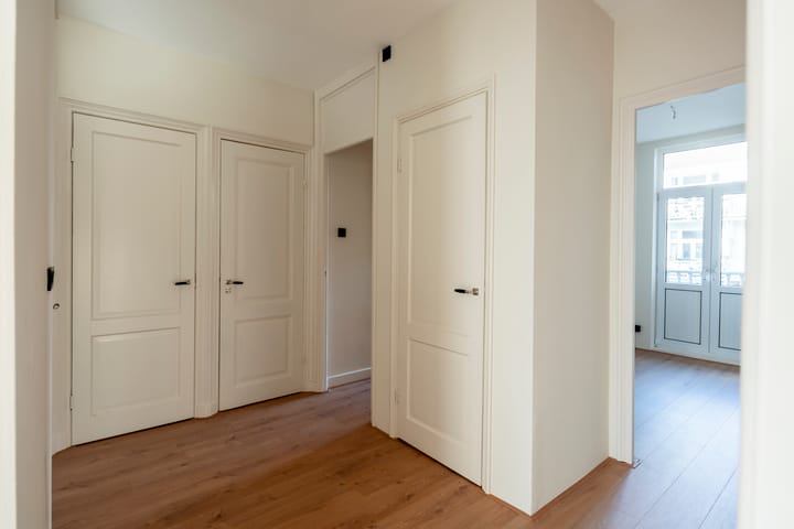 Foto 12 van Tolstraat 123-2